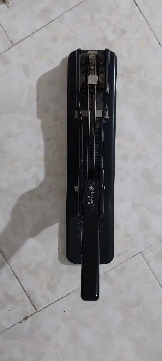 دستگاه دوخت کانگورو بزرگ مخصوص منگنه کردن کتاب|لوازم التحریر|ساری, |دیوار