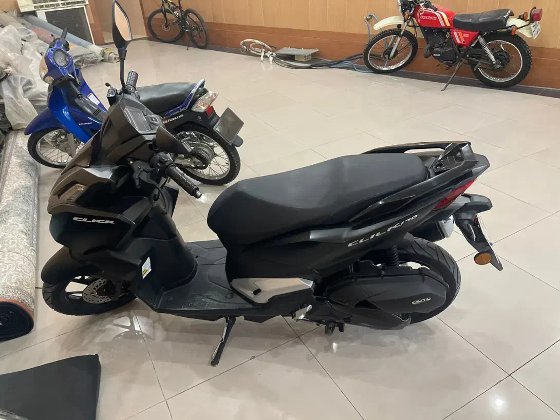 کلیک ۱۷۰ سی سی مشکی مدل ۱۴۰۲|موتورسیکلت|کازرون, |دیوار