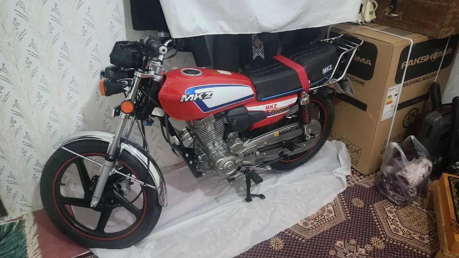 موتور سند سفید|موتورسیکلت|اهر, |دیوار