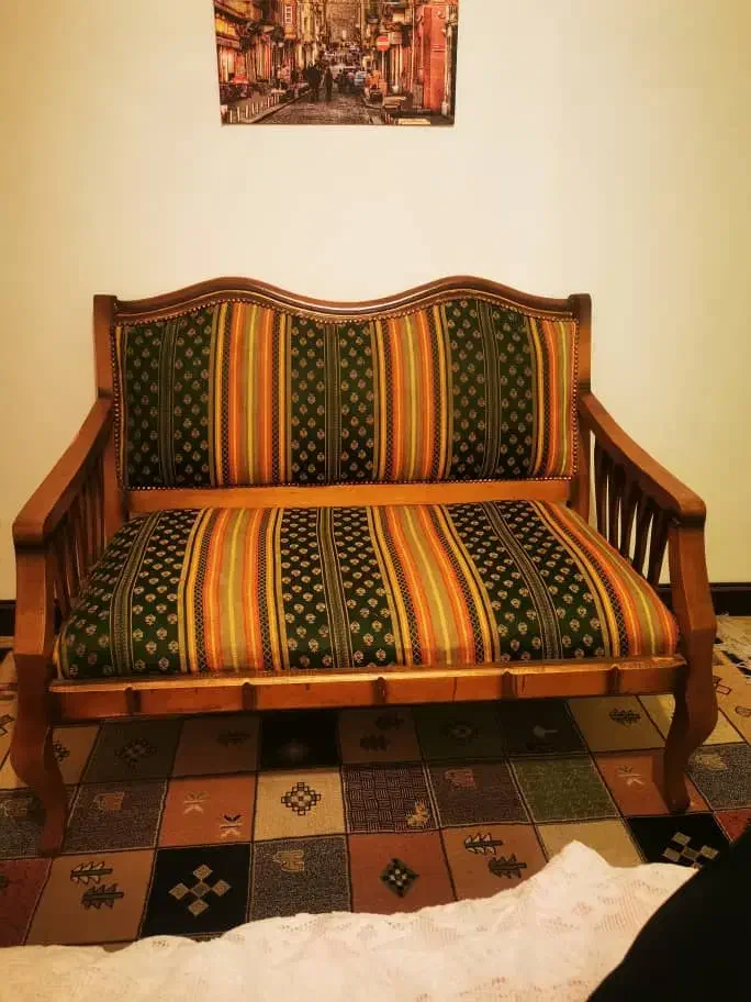 مبلمان هشت نفره با کلاف چوبی بدون شکستگی|مبلمان خانگی و میز عسلی|رودبار, |دیوار