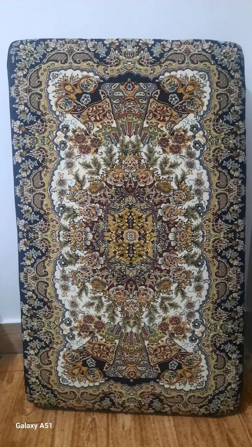 پشتی سایز بزرگ|پشتی|تبریز, |دیوار