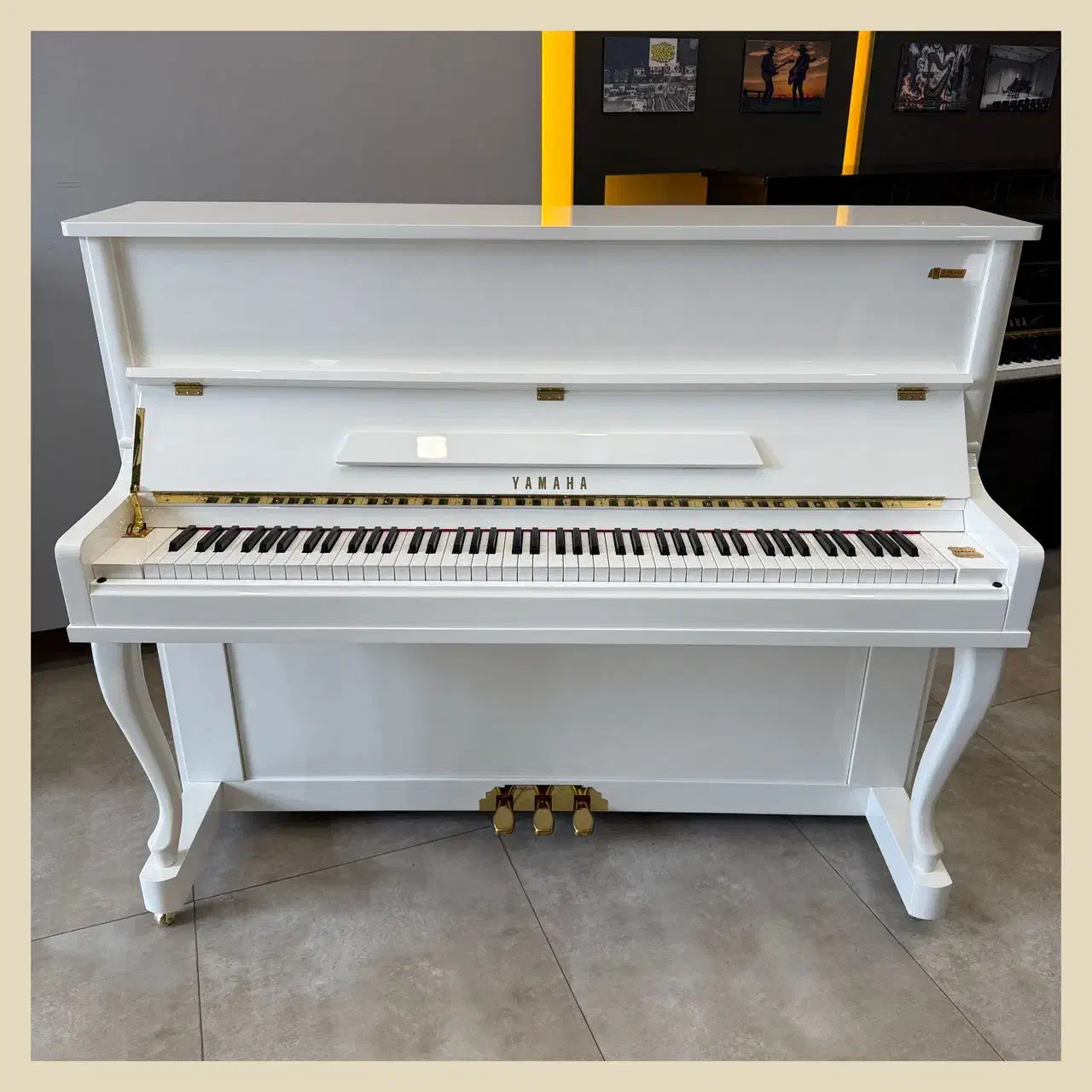 پیانو کلاسیک یا ما ها همراه متریال اورجینال|پیانو، کیبورد، آکاردئون|اهواز, کیانپارس |دیوار