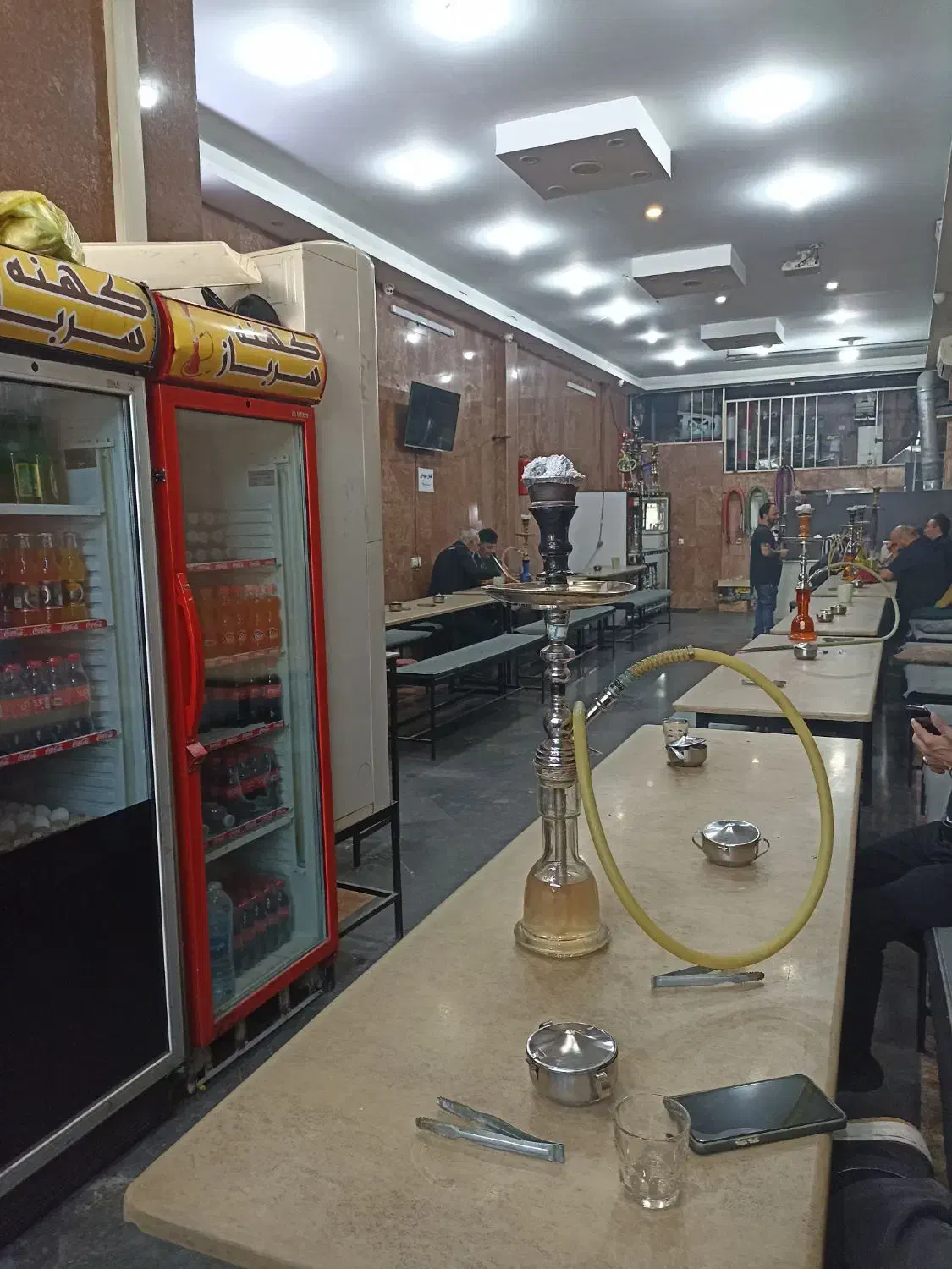 کارگر قهوه خانه سری زن و وسط کار|استخدام خدمات فروشگاه و رستوران|تهران, زرکش|دیوار