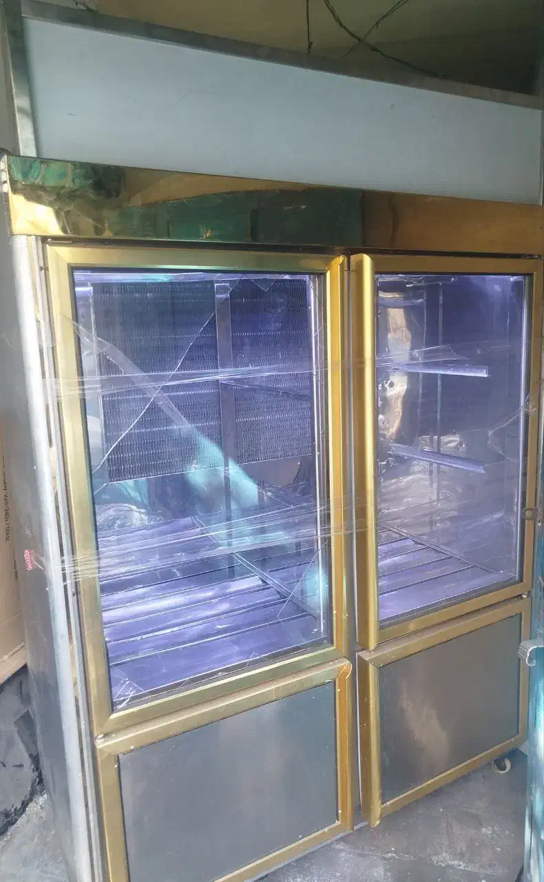 یخچال صنعتی و رستورانی ۴ در بازشو و عمق ۹۰|فروشگاه و مغازه|تهران, استخر|دیوار