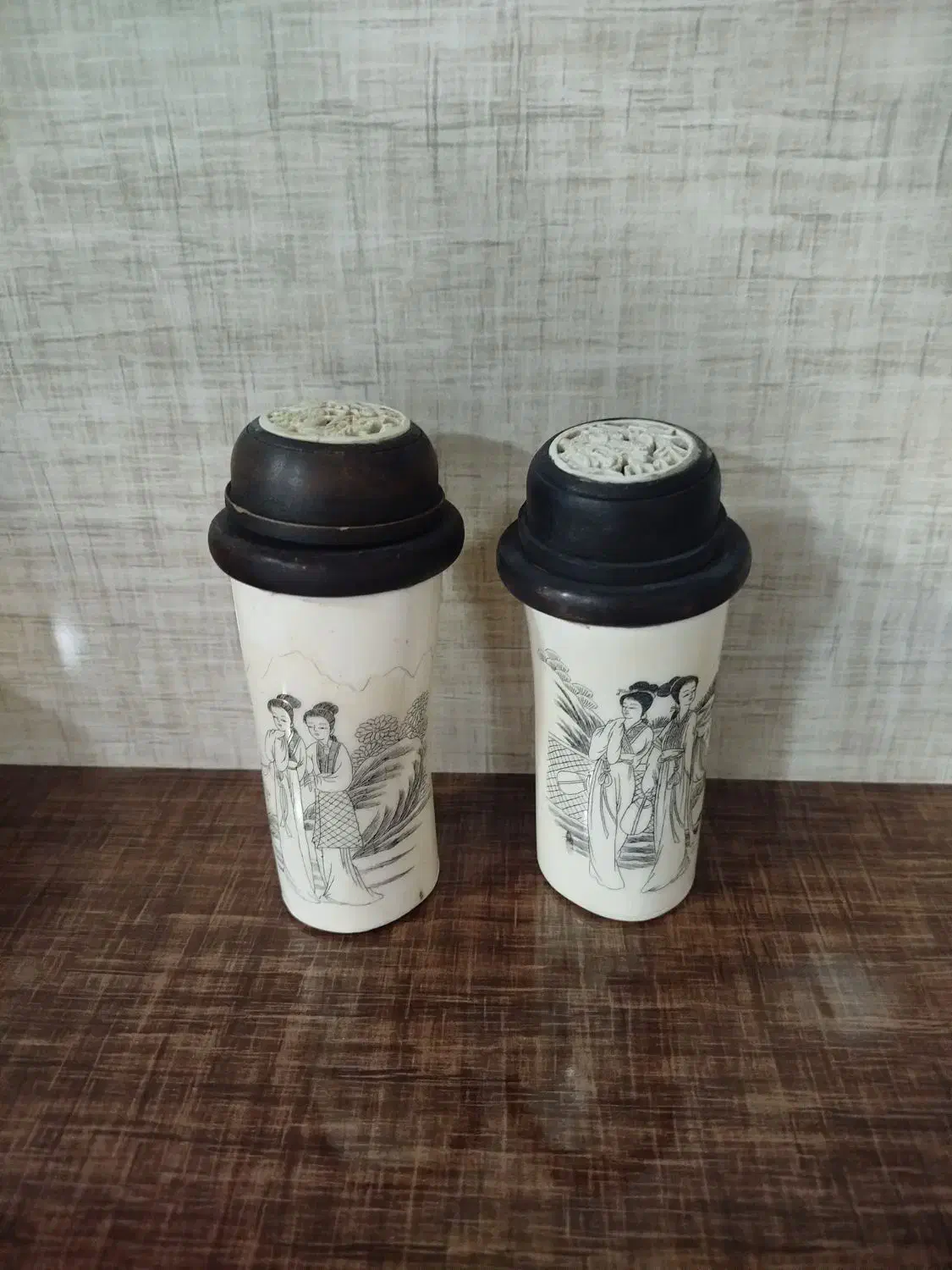 نقاشی رو ظرف صدساله|کلکسیون اشیاء عتیقه|خمینی‌شهر, |دیوار