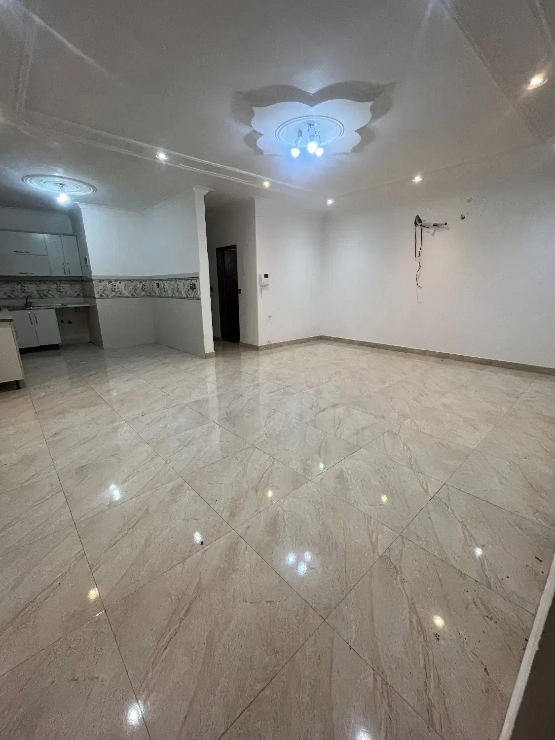 ویلایی  تک برگ سند رشت استقامت 122 متر|فروش خانه و ویلا|رشت, استقامت ۲|دیوار