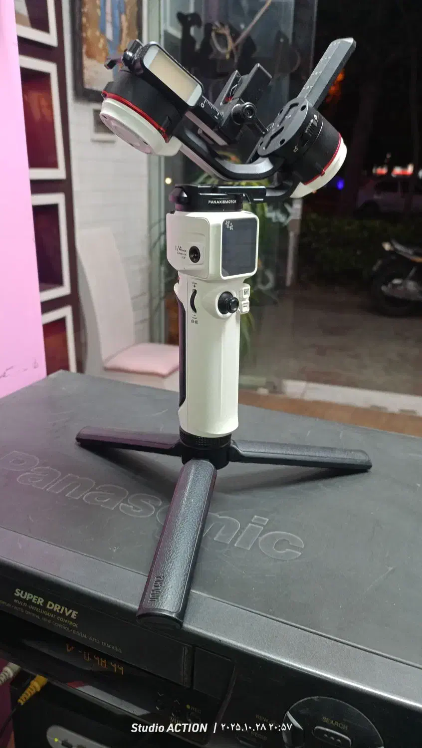 فروش کرین m3|دوربین عکاسی و فیلم‌برداری|سبزوار, امیر کبیر|دیوار