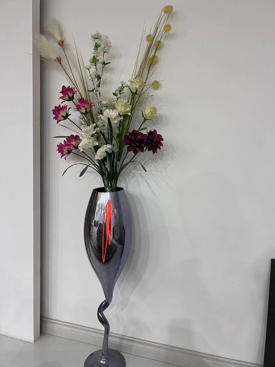 گلدان و گل|گل مصنوعی|تربت جام, والفجر|دیوار