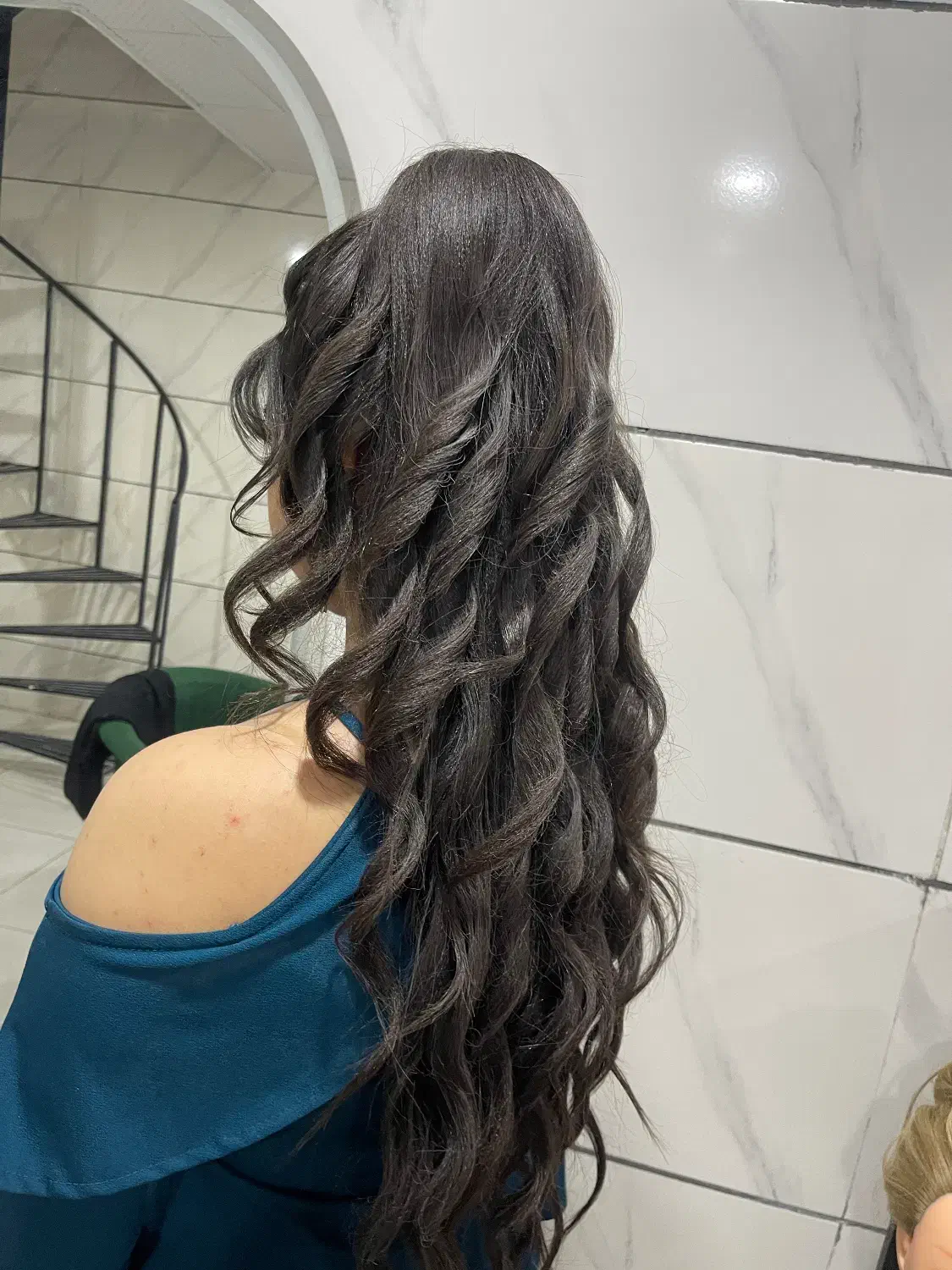 ارایشگری|خدمات آرایشگری و زیبایی|شیراز, احمدآباد|دیوار