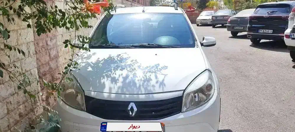 ساندرو اتوماتیک مدل ۹۵|خودرو سواری و وانت|تهران, باغ فیض|دیوار