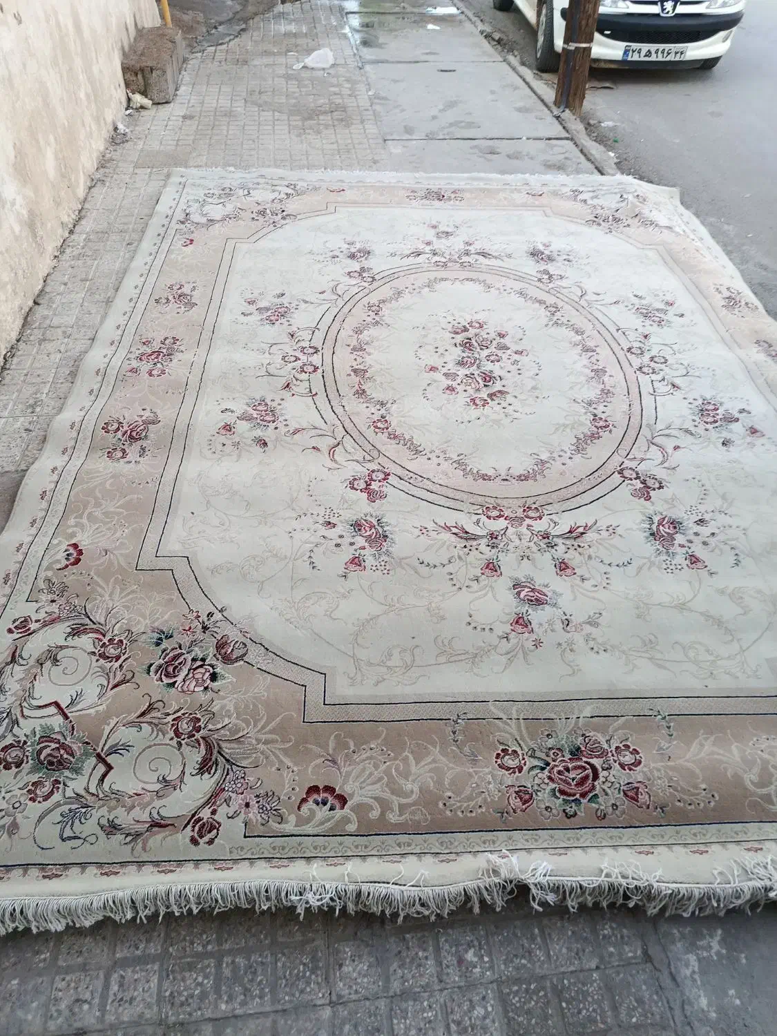 قالی گمشده|اشیا|شوشتر, |دیوار