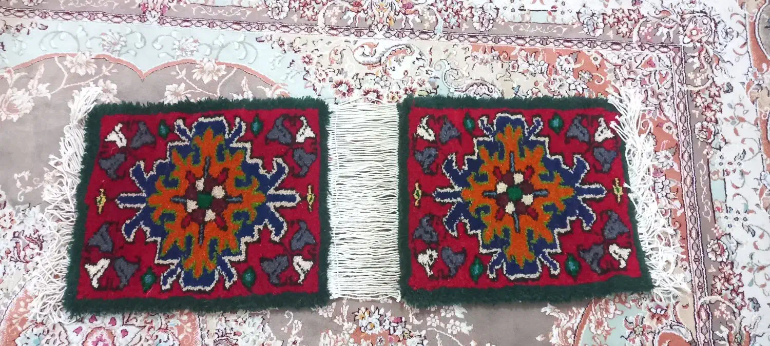 فرش دستبافت رو صندلی|فرش|گلستان (تهران), |دیوار