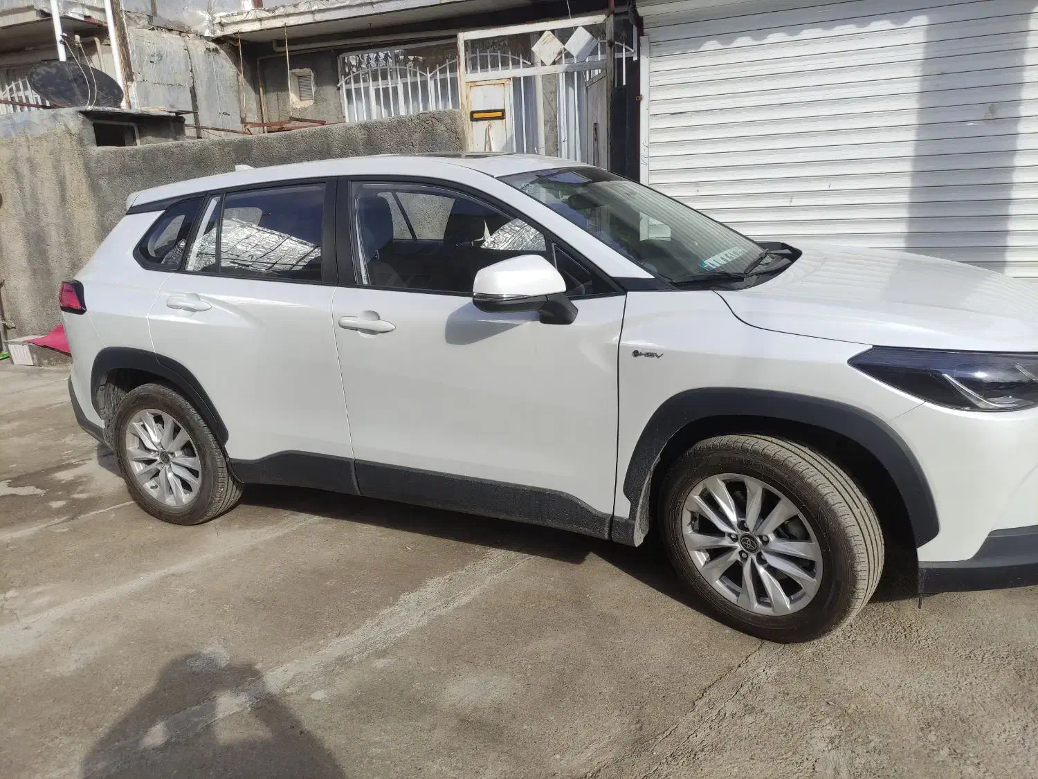 تویتا کرولا کراس هیبرید|خودرو سواری و وانت|جوانرود, |دیوار