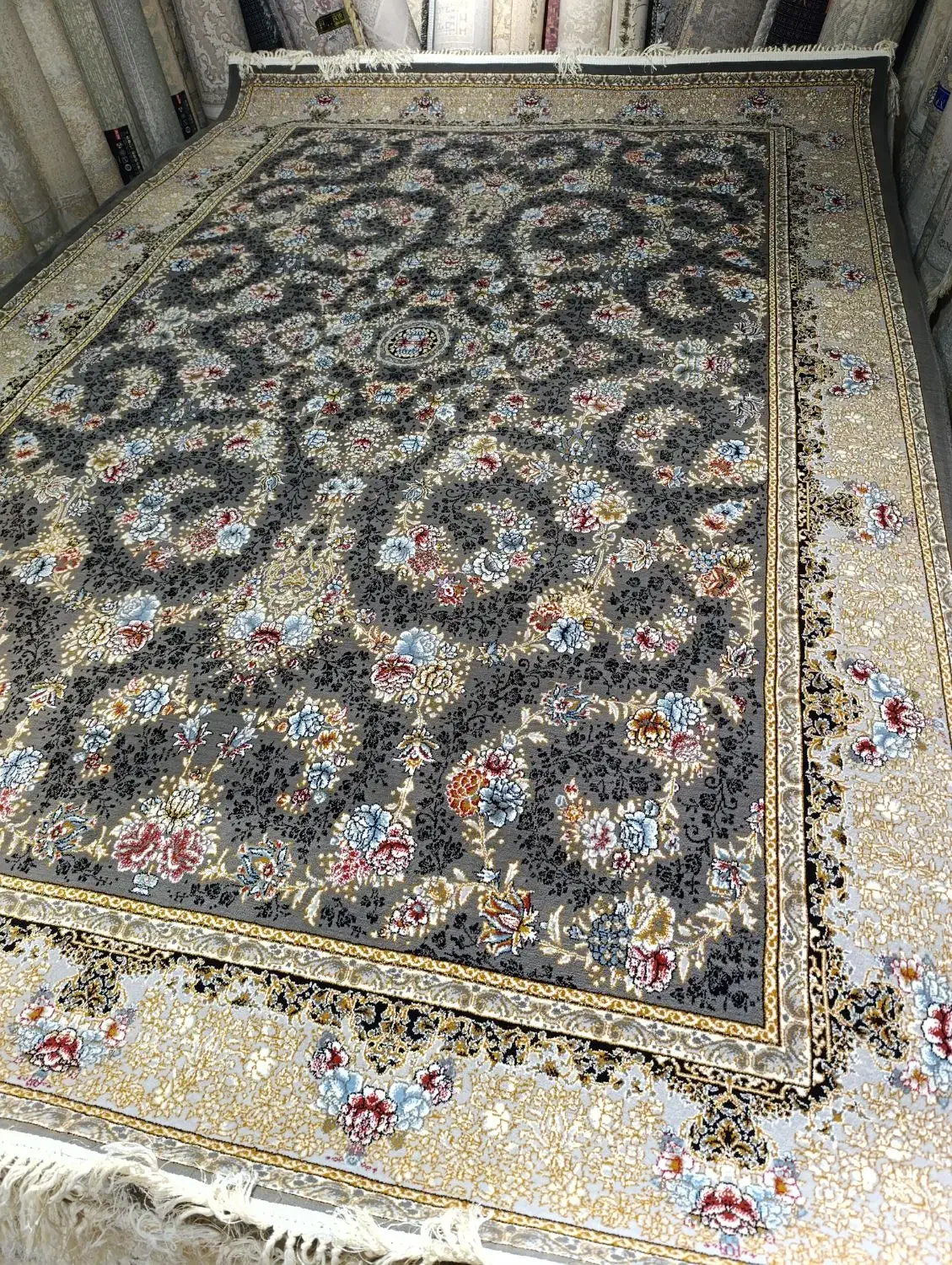 فرش ستاره شهر|فرش|سقز, |دیوار