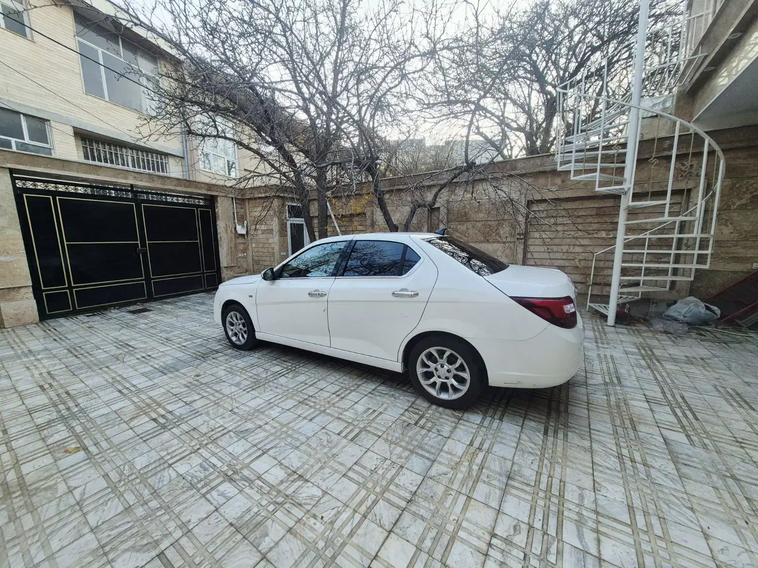 دنا پلاس اتوماتیک فول آپشنال|خودرو سواری و وانت|اصفهان, دهنو|دیوار