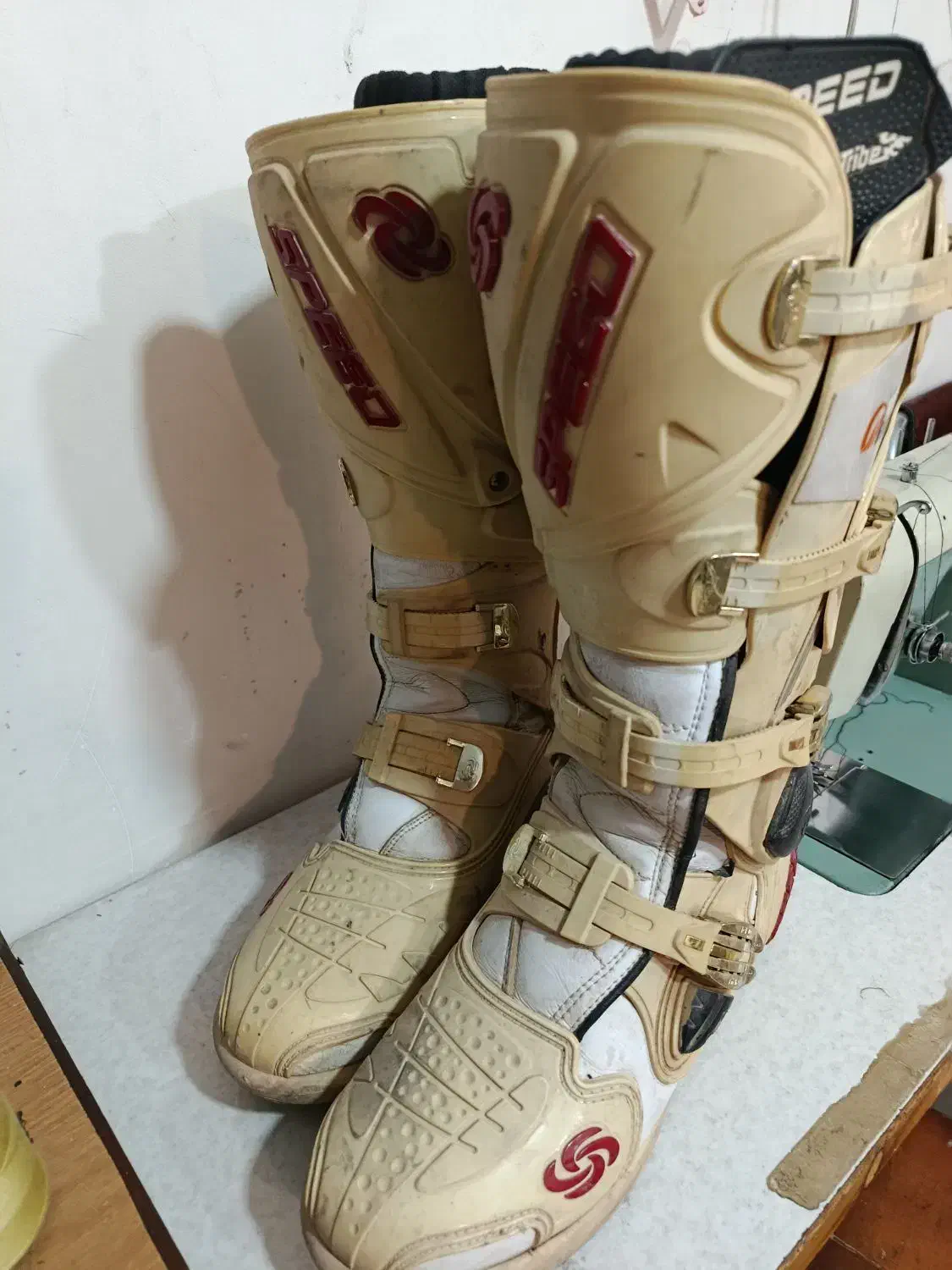 بوت موتور سواری|قطعات یدکی و لوازم جانبی|ری, شهادت|دیوار