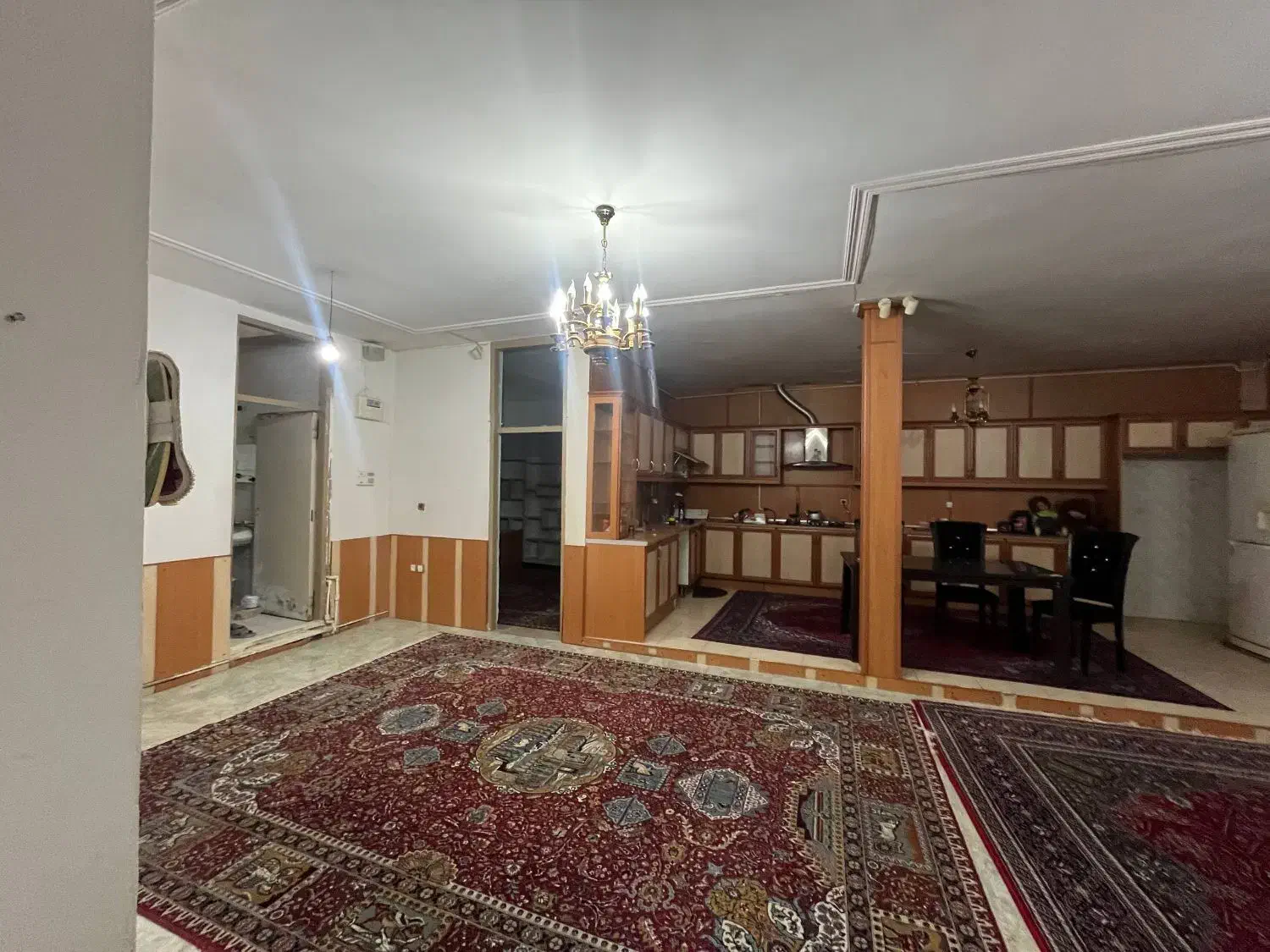 ساختمان ۲۰۰ متری رهن و اجاره|اجارهٔ خانه و ویلا|کوهدشت, |دیوار