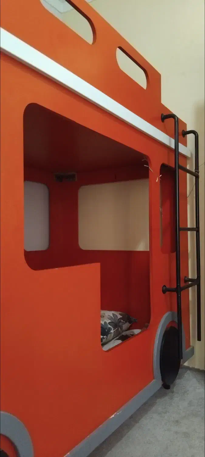 تخت دو طبقه اتوبوس|تخت و سرویس خواب|گرگان, |دیوار
