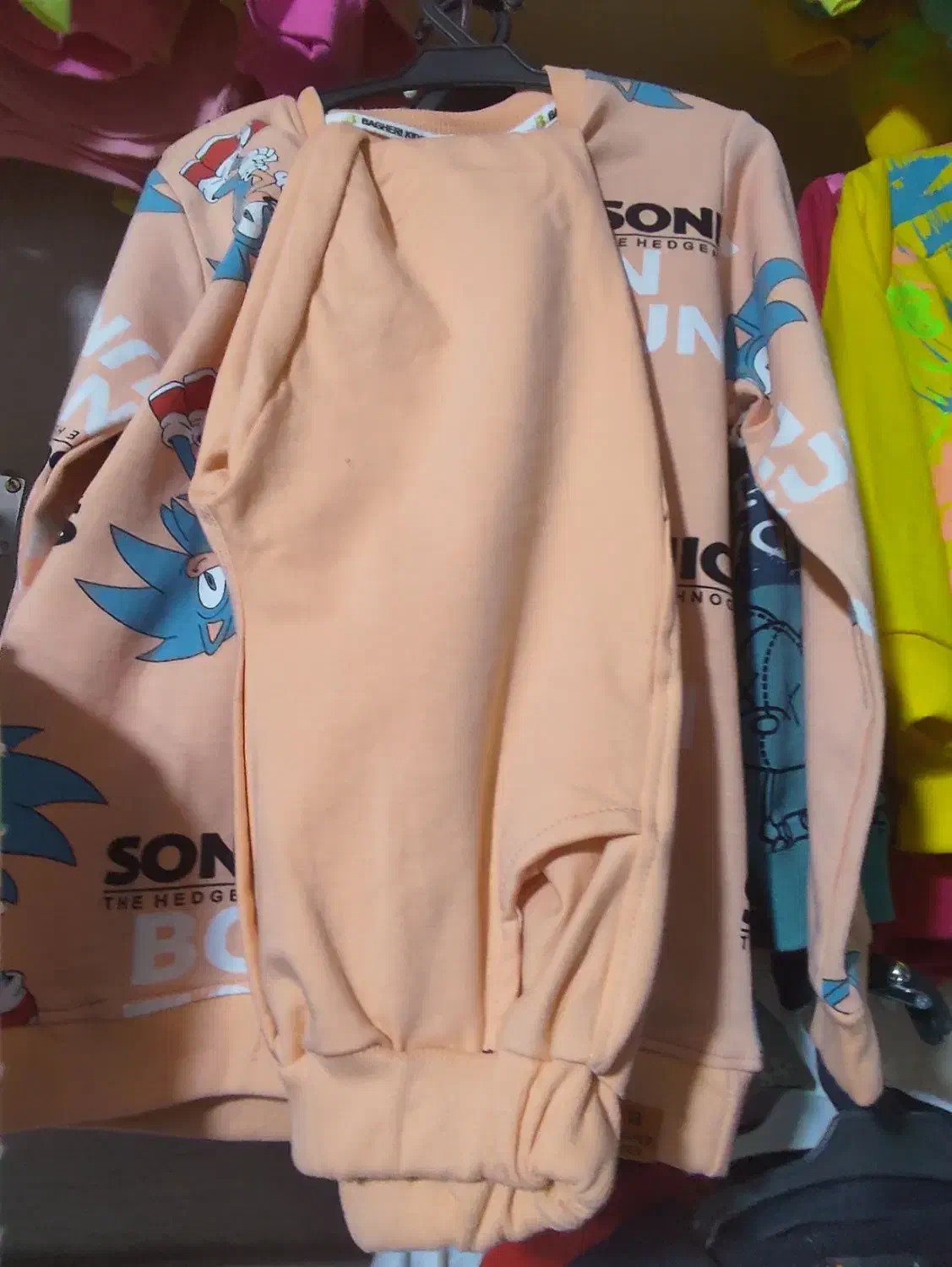 لباس|لباس|ماهان, |دیوار