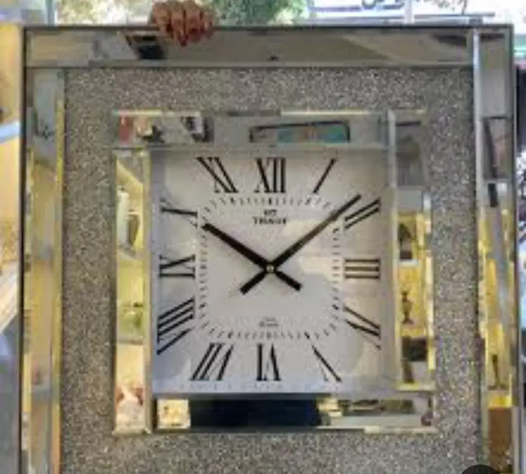 همه نوع هفتصد|ساعت دیواری و تزئینی|اصفهان, قلعه جوم|دیوار