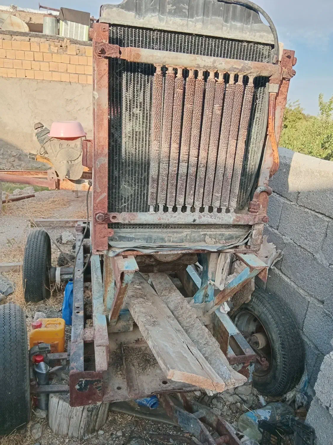 تراکتور سرسیلندر|خودرو سنگین|میانه, |دیوار