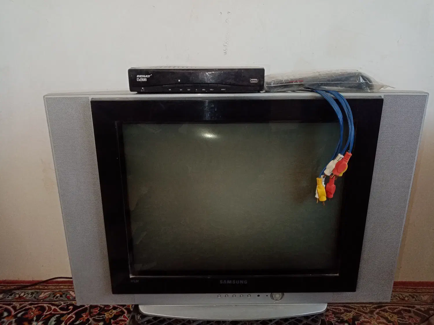 تلویزیون رنگی21ودستگاه دیجیتال|تلویزیون و پروژکتور|قوچان, |دیوار