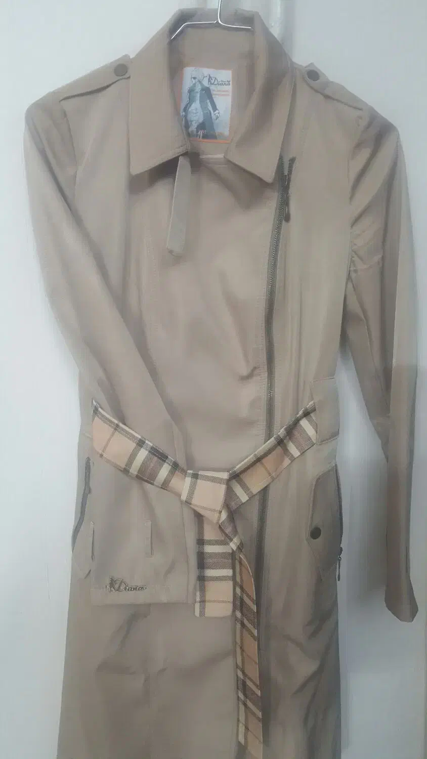 بارونی دخترانه وزنانه|لباس|گنبد کاووس, |دیوار