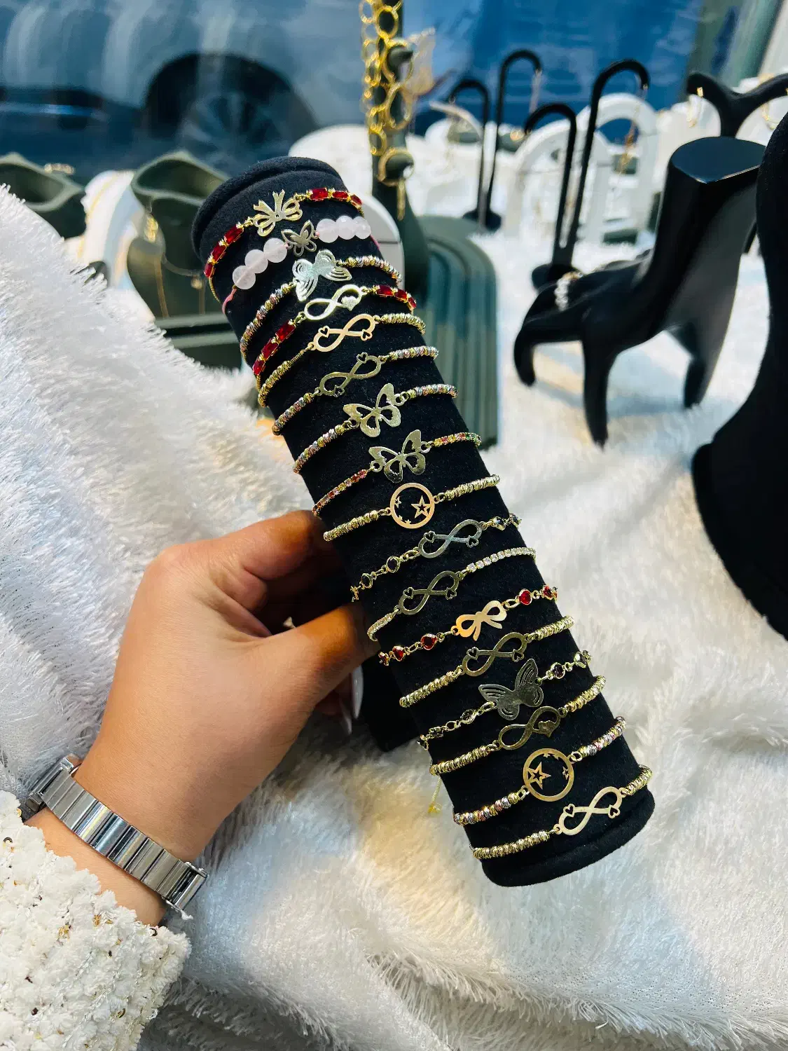 دستبند کادویی|زیورآلات و اکسسوری|نسیم‌شهر, |دیوار