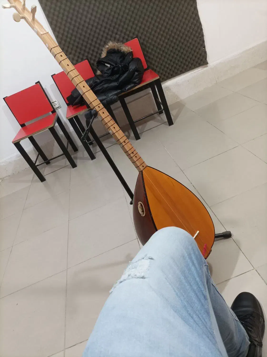 سازباغلاما|سازهای سنتی|صومای برادوست, |دیوار