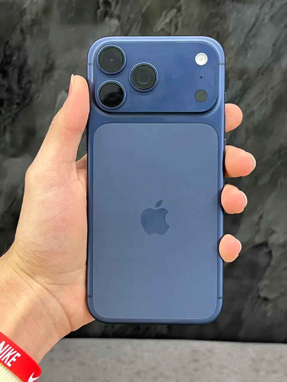 خرید قسطی 17pro max*اولین قسط سه ماه بعد*دم قسط|موبایل|یزد, |دیوار