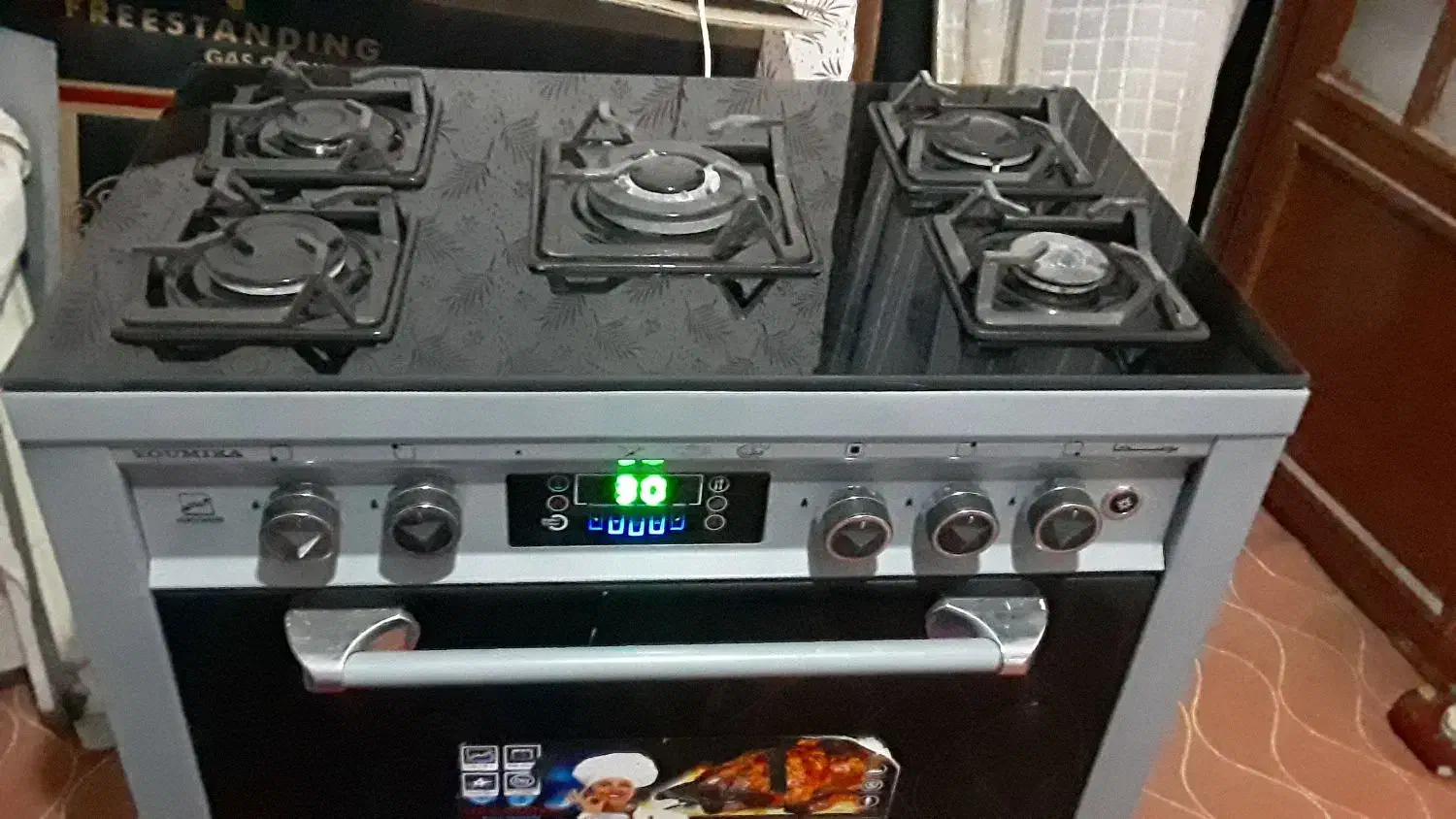 اجاق گاز ۵شعله طرح فر درحد نو قیمت توافقی|اجاق گاز و لوازم برقی پختوپز|بجنورد, |دیوار