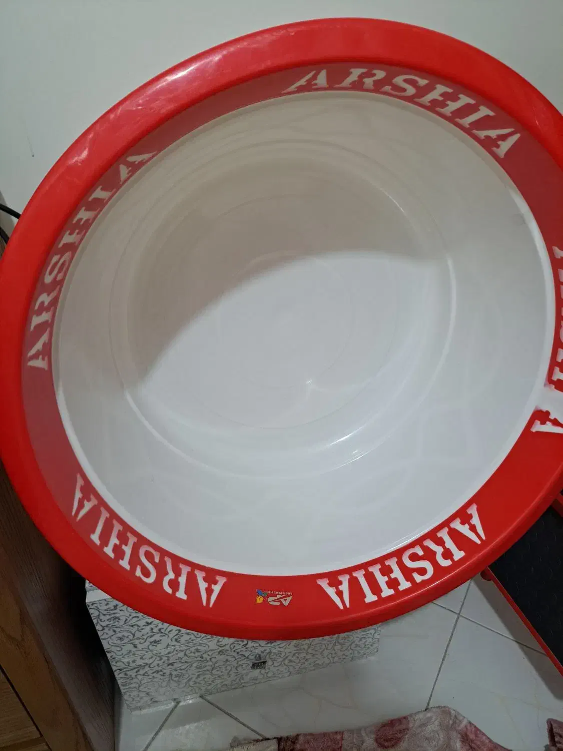 لگن  خیلی بزرگ تمیز وسالم|ظروف نگهدارنده، پلاستیکی، یک‌بارمصرف|تهران, شهرک ولیعصر جنوبی|دیوار