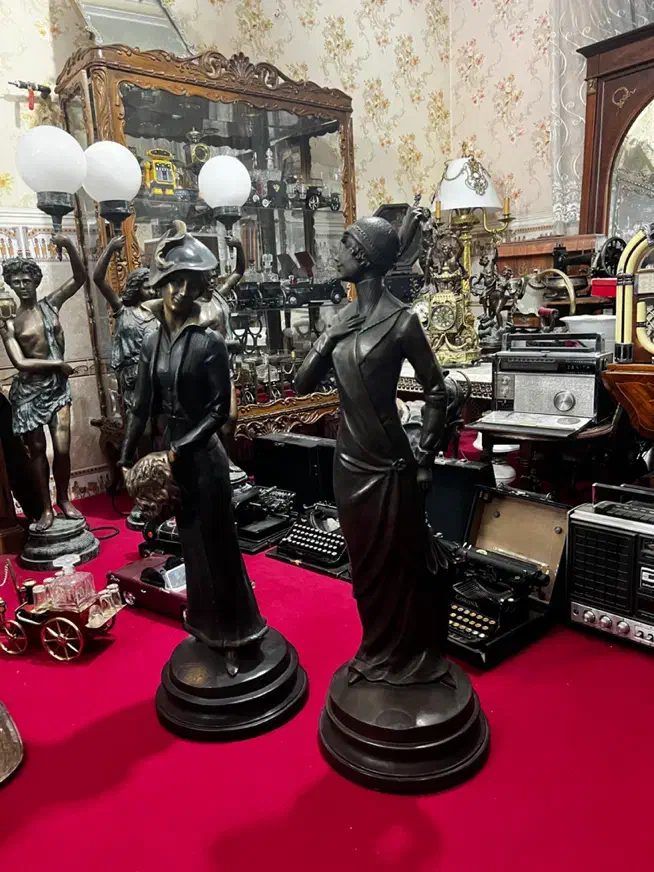 مجسمه برنزامضادارهرکدام ۱مترانتیک وقدیمی|مجسمه، تندیس، ماکت|تهران, فرودگاه مهرآباد|دیوار