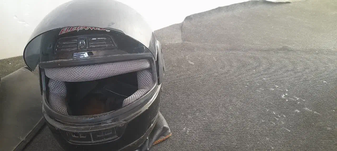 بادگیر موتور و کلاه ایمنی|قطعات یدکی و لوازم جانبی|چادگان, |دیوار