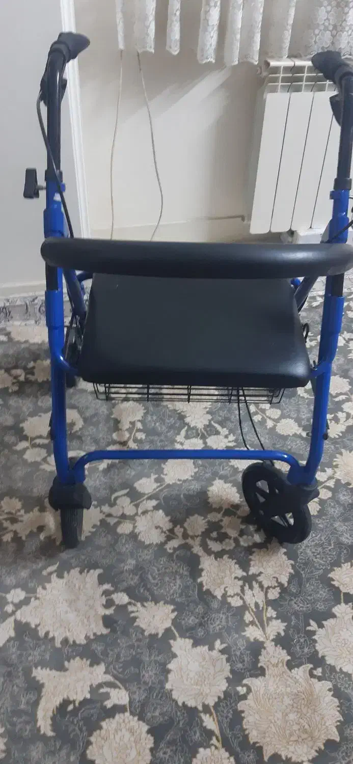 واکر چرخ دار|آرایشی، بهداشتی، درمانی|تهران, جوادیه|دیوار