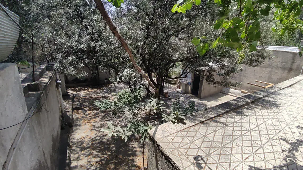 خانه ویلایی با حیاط رودبار|فروش خانه و ویلا|رودبار, |دیوار