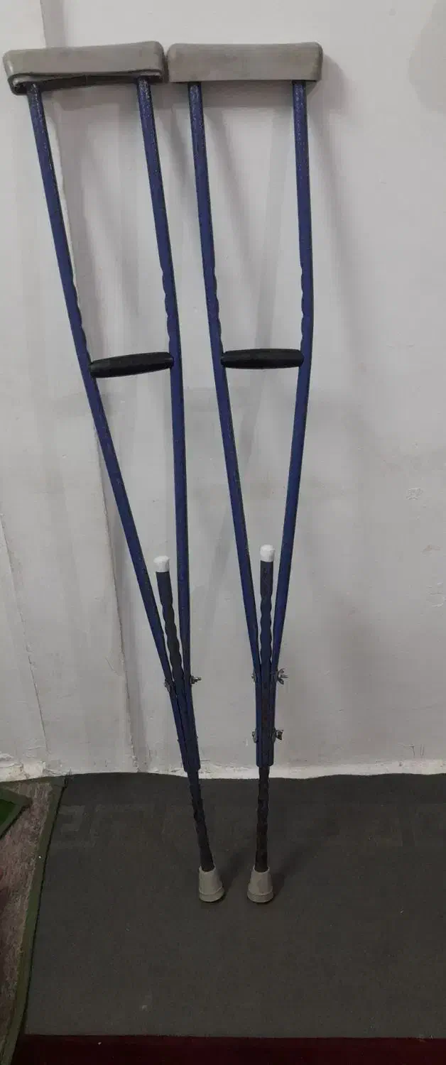 توالت فرنگی و عصا|لوازم سرویس بهداشتی|قرچک, زیبا شهر|دیوار