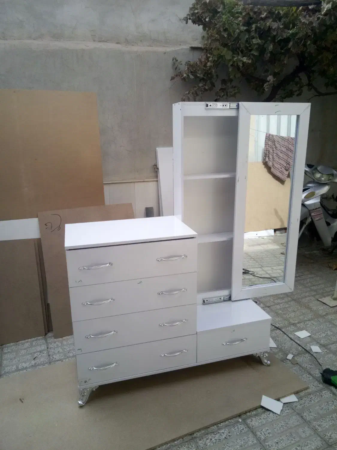 دراور|جاکفشی، کمد، دراور|نیشابور, ۲۲ بهمن|دیوار