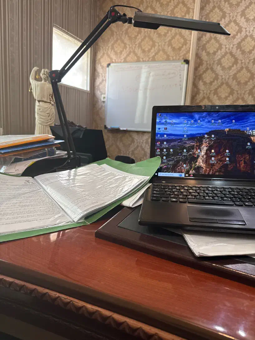 استخدام منشی خانم جهت کار در موسسه حقوقی|استخدام اداری و مدیریت|بندرعباس, |دیوار