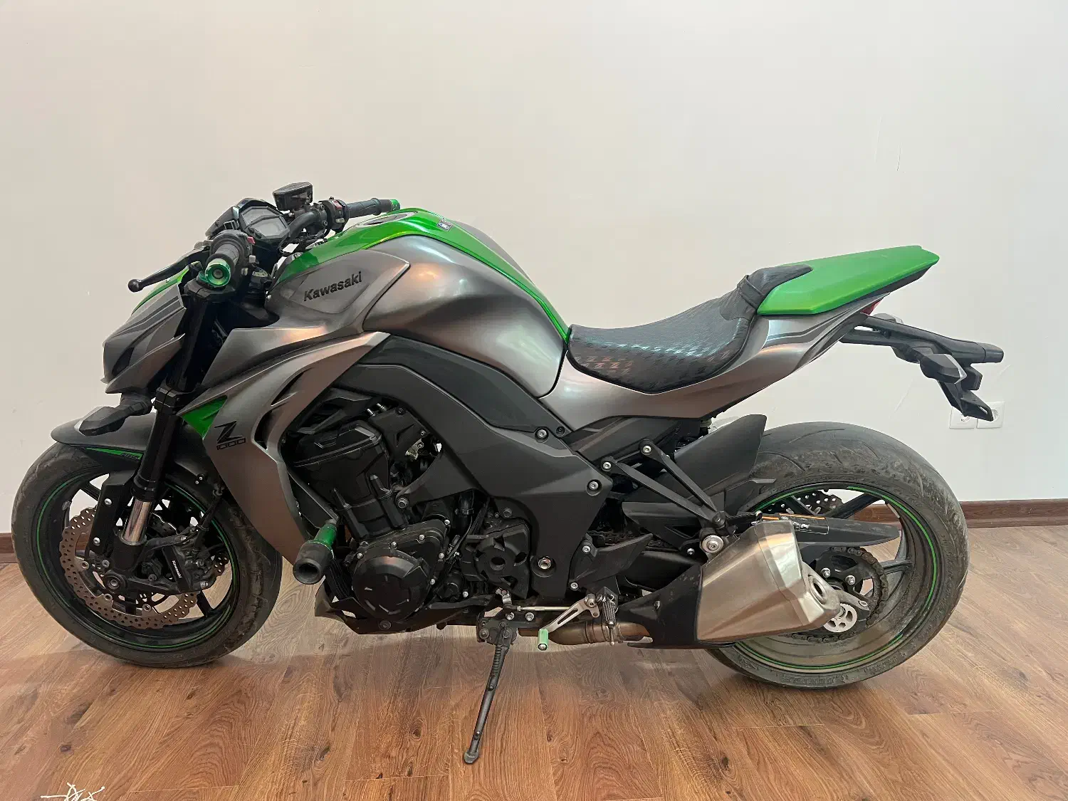 موتور کاواساکی z1000|موتورسیکلت|تهران, بهارستان|دیوار