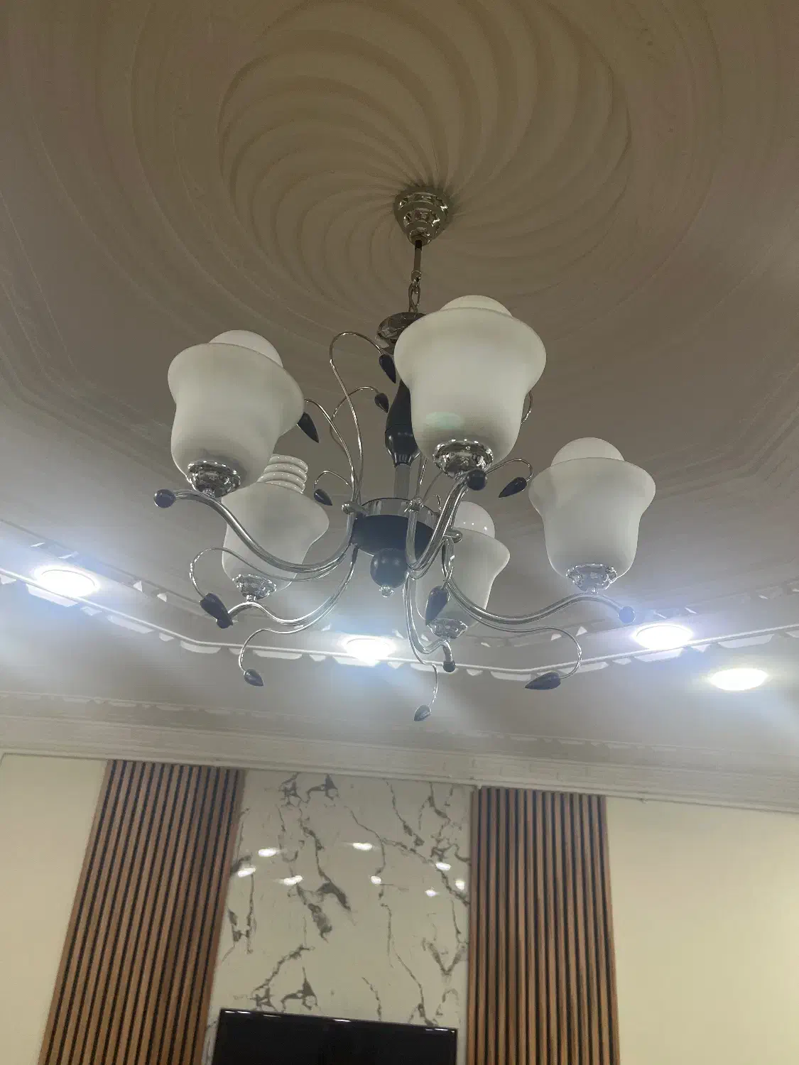 لوستر|لوستر و چراغ آویز|سیرجان, |دیوار