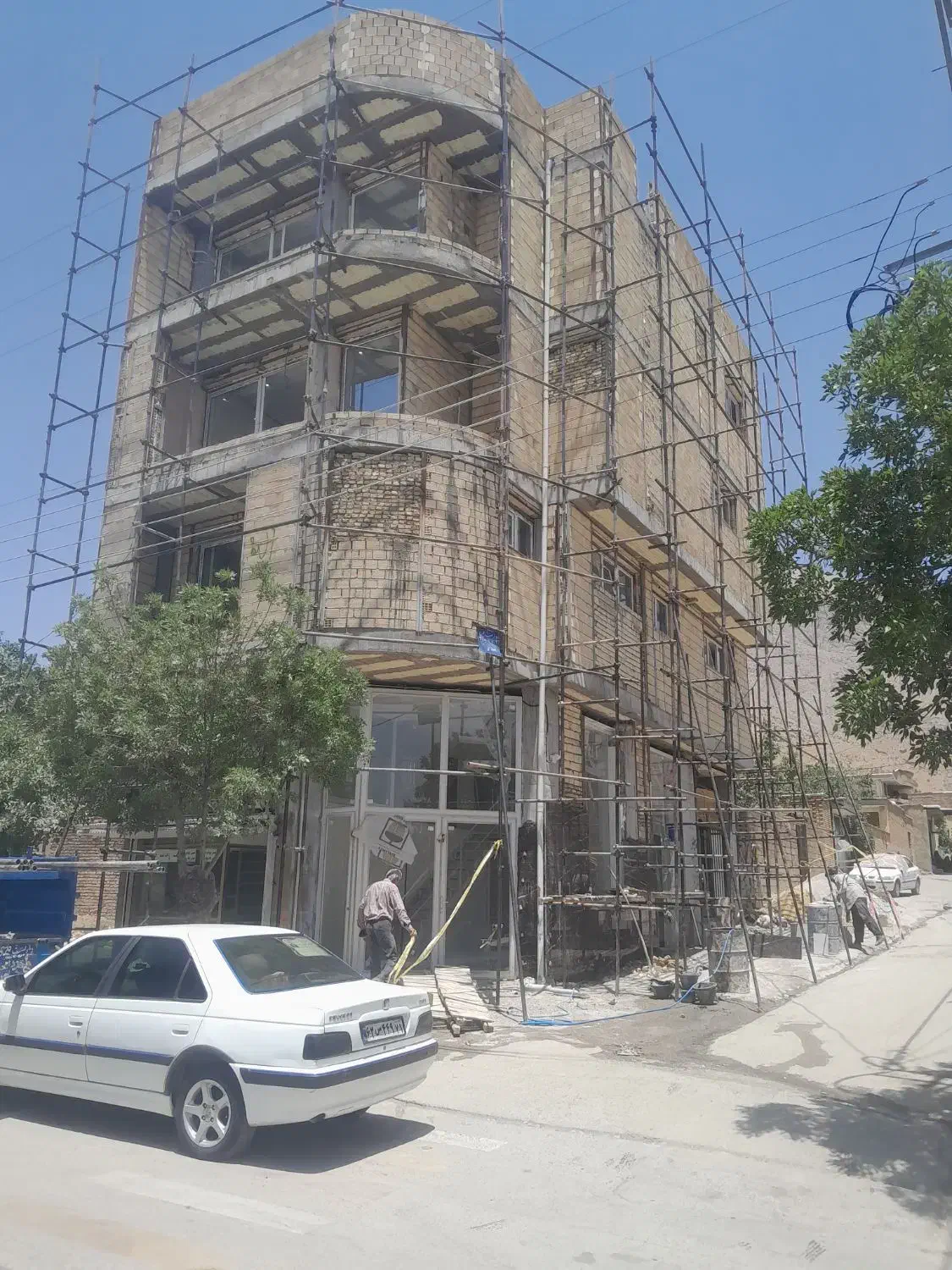 داربست فلزی مردانی عمارت|خدمات پیشه و مهارت|شهرکرد, |دیوار