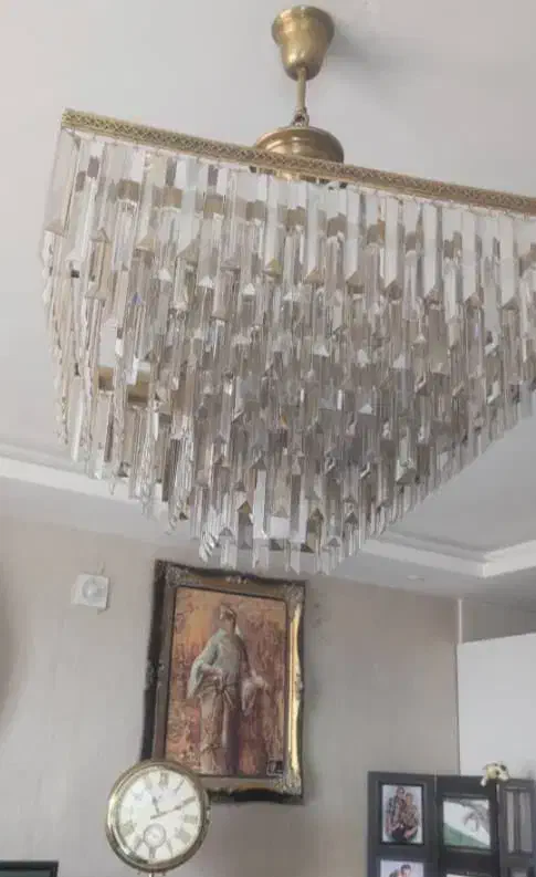 لوستر|لوستر و چراغ آویز|شاهین‌شهر, حافظ شمالی|دیوار