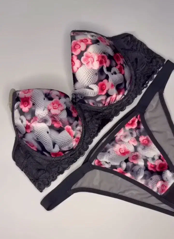 ست های لباس زیر اسفنجی زنانه کیفیت تضمینی|لباس|ارومیه, |دیوار