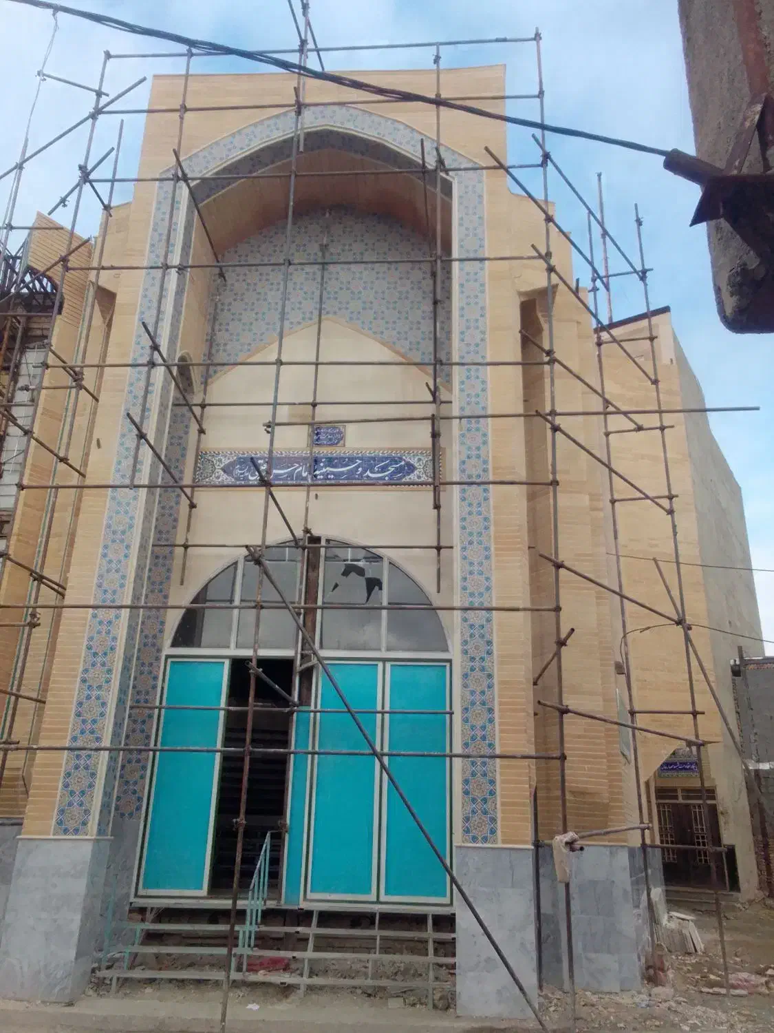 خدمات داربست فلزی|خدمات پیشه و مهارت|همدان, |دیوار