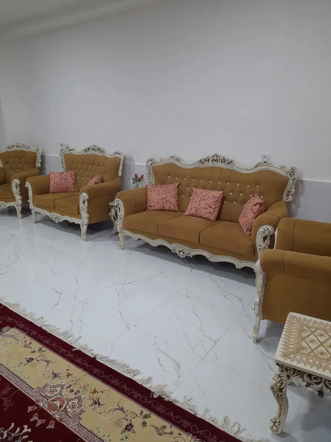 مبل سلطنتی|مبلمان خانگی و میز عسلی|کلاله, |دیوار