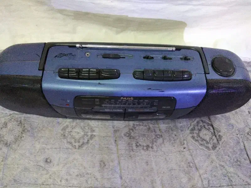 رادیو ضبط  سه موج و دوکاست پارس کاملا سالم|پخش‌کننده همراه|مشهد, شهرک امام هادی (شهرک غرب)|دیوار