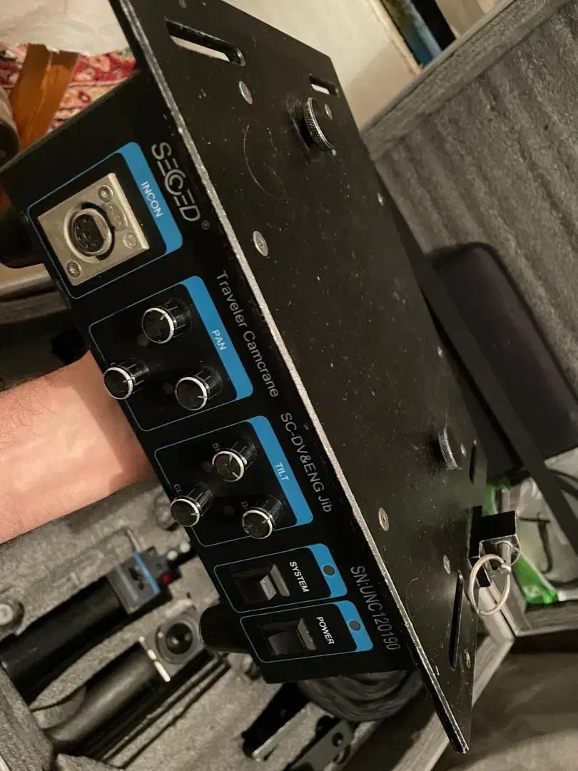 کرین سکسد ۶ متری اصلی|دوربین عکاسی و فیلم‌برداری|تهران, قاسم‌آباد|دیوار