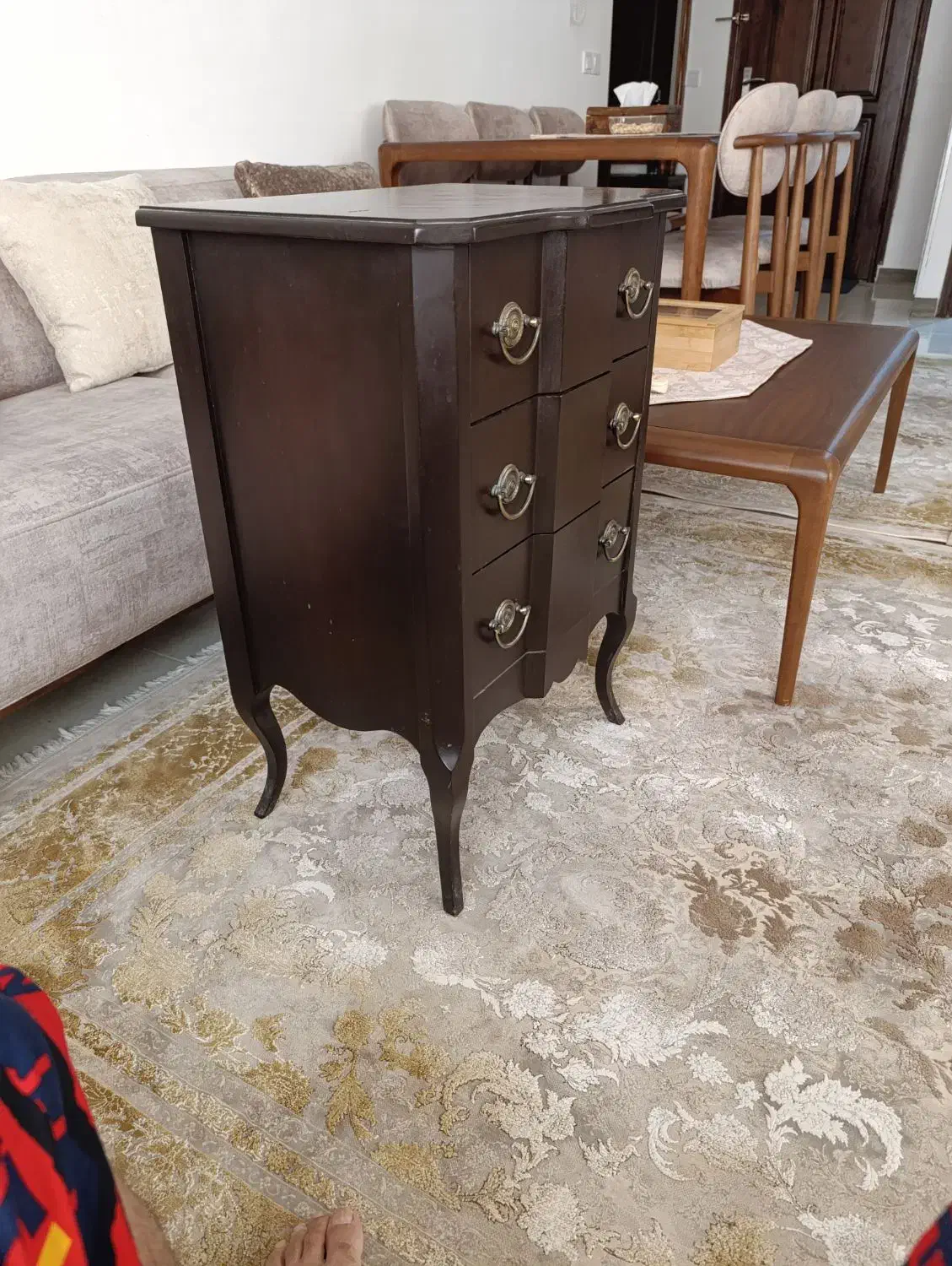 میز چوبی  راش    تزیینی کشو دار نو وتمیز|بوفه، ویترین، کنسول|کیش, |دیوار