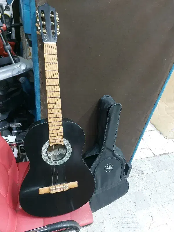 گیتار|گیتار، بیس، امپلیفایر|ملارد, |دیوار